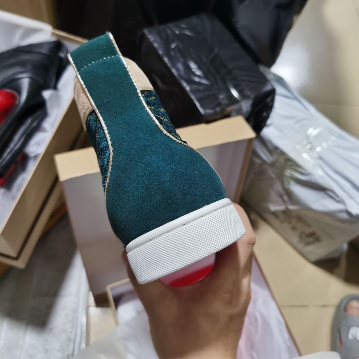 Sneakers
