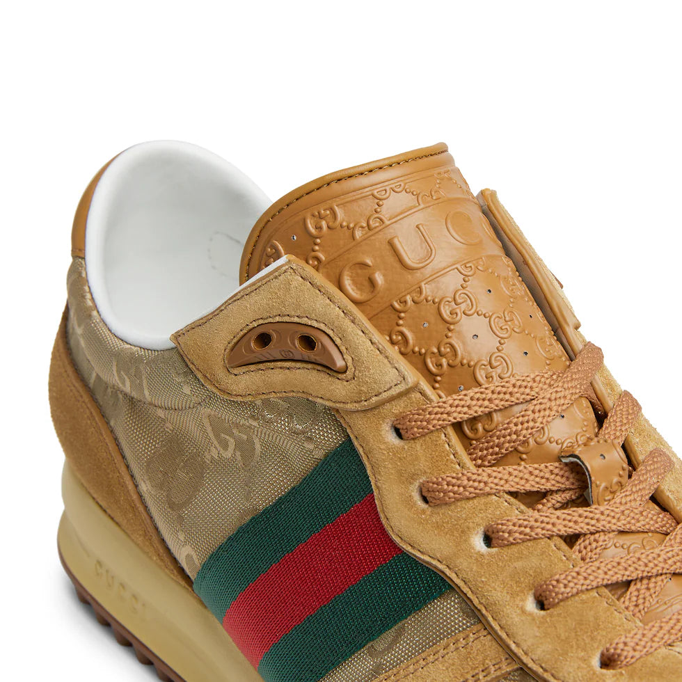 Sneaker
