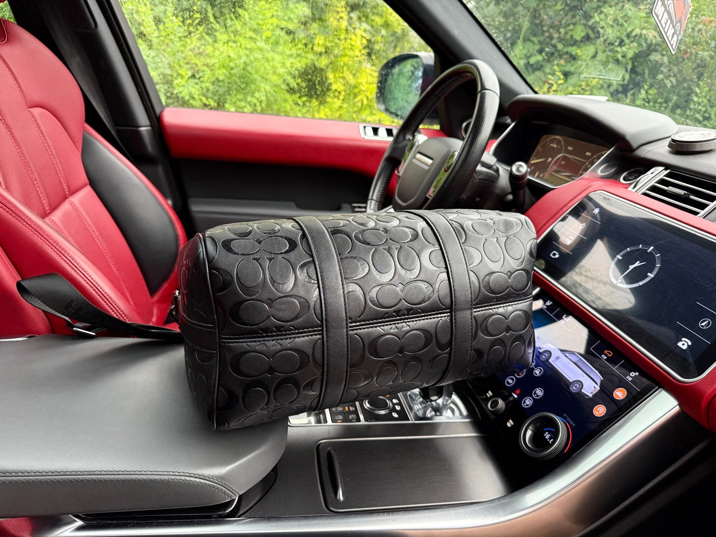 Shoulder Bags