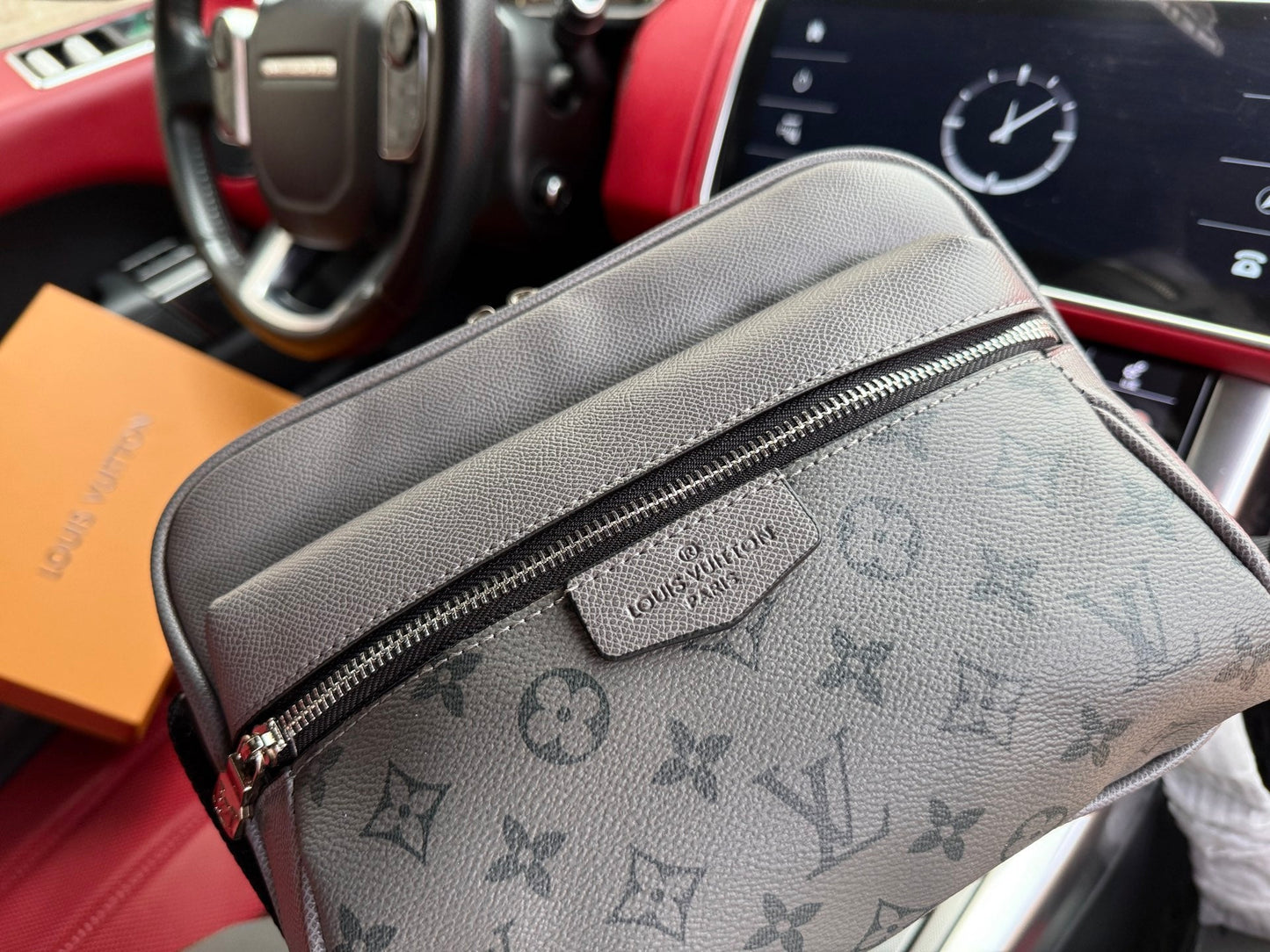 Shoulder Bags
