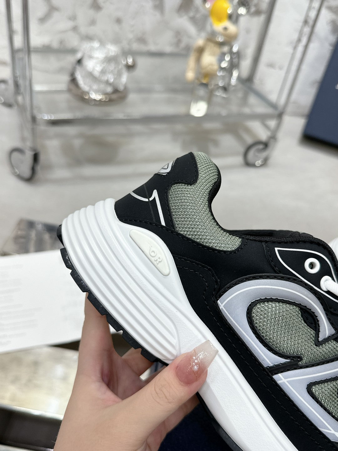Sneakers