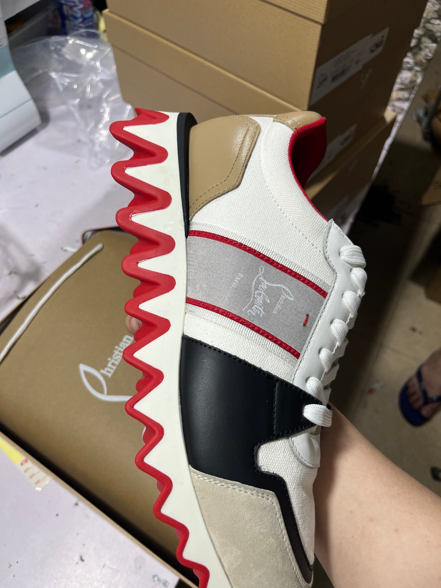Sneaker