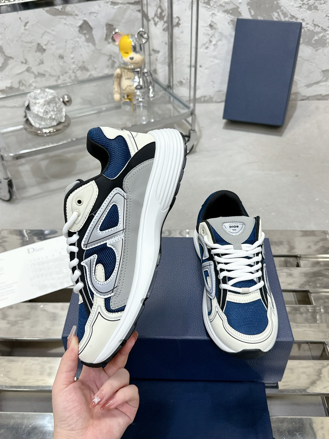 Sneakers