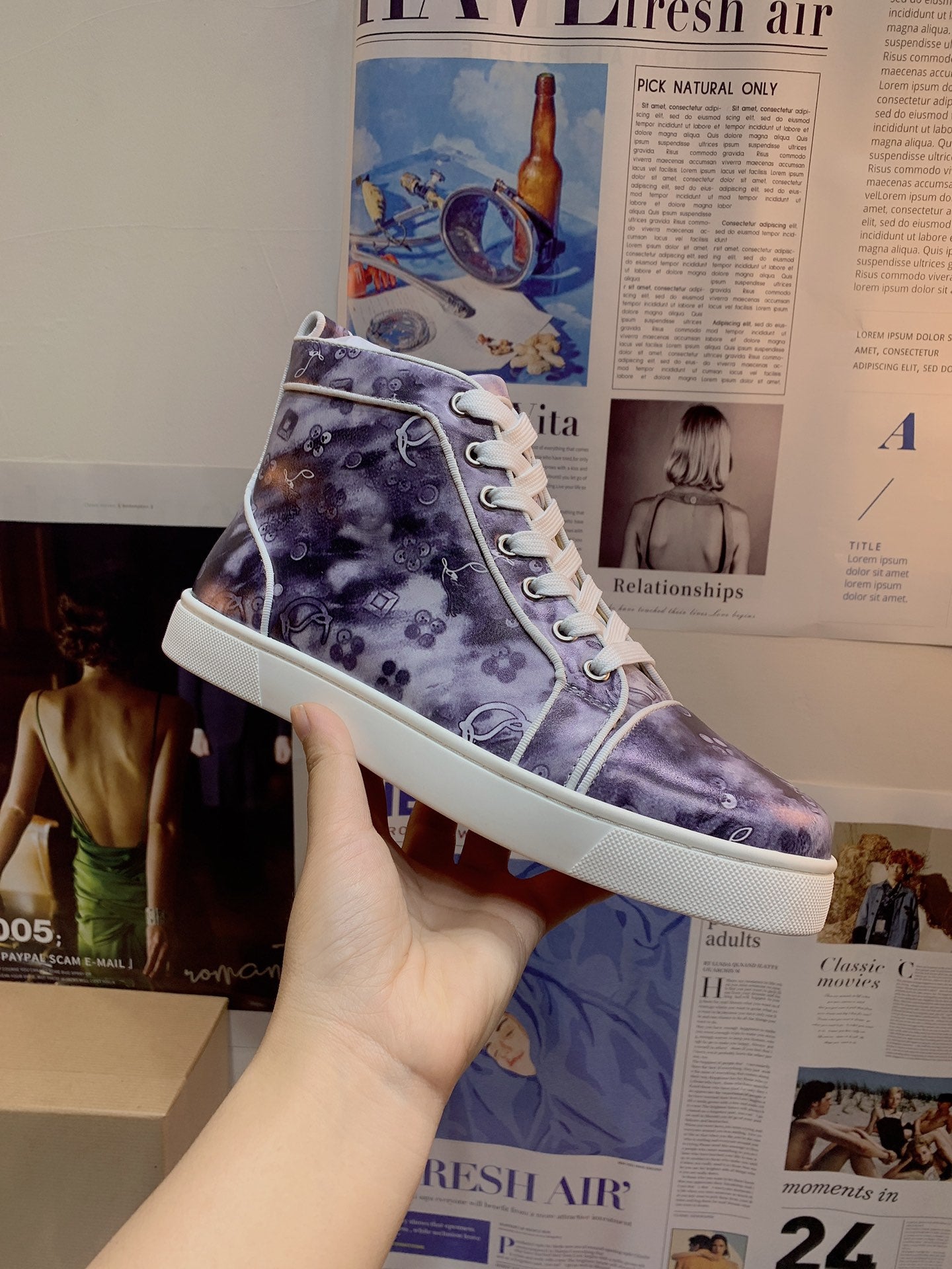 Sneakers