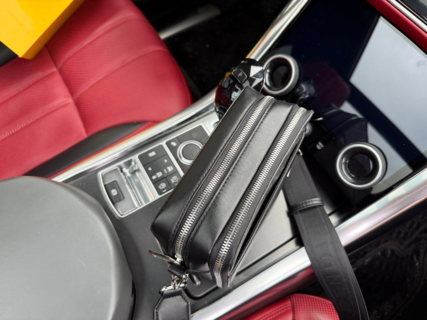 Shoulder Bags