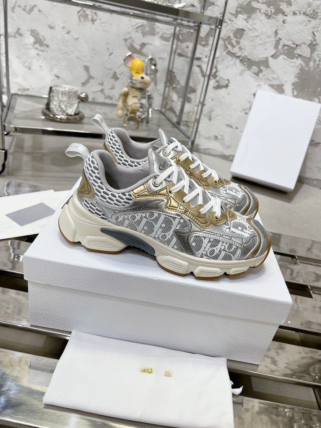 Sneakers
