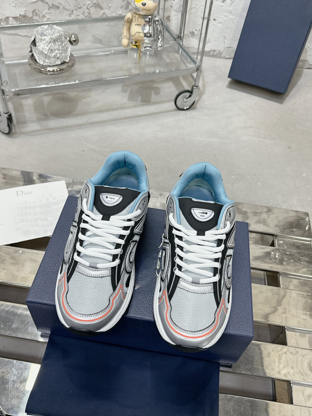 Sneakers