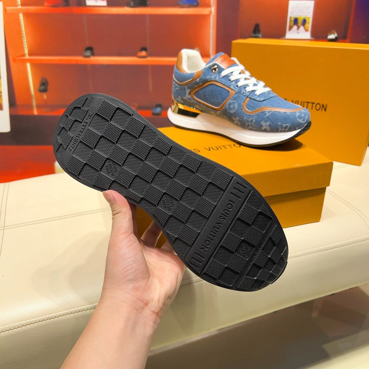 Sneakers
