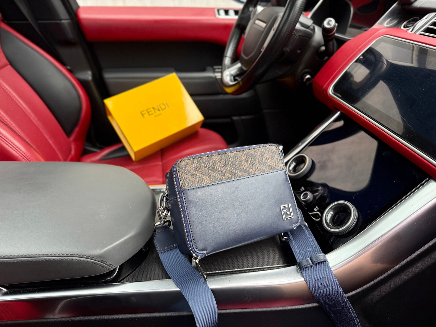 Shoulder Bags
