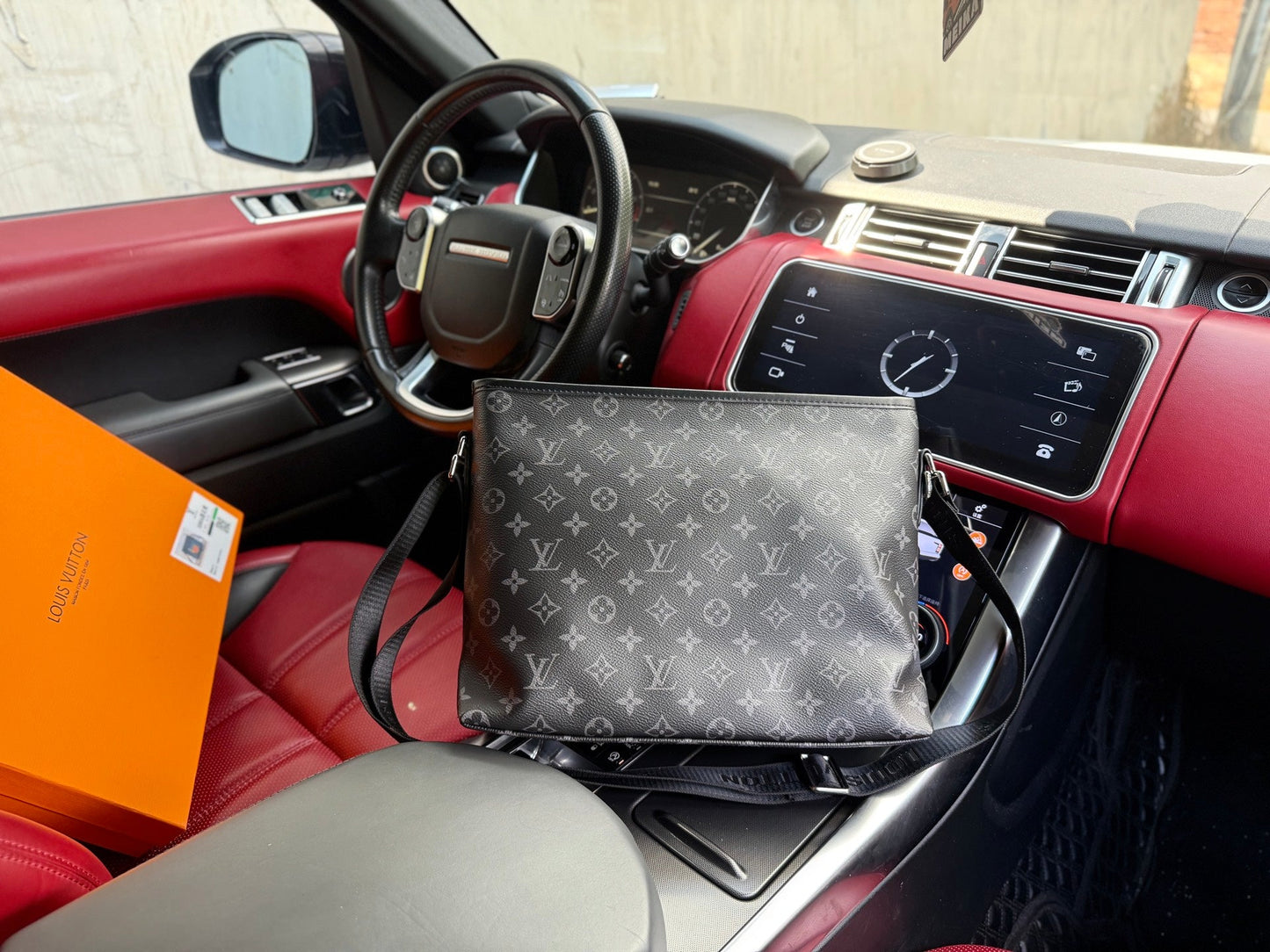 Shoulder Bags