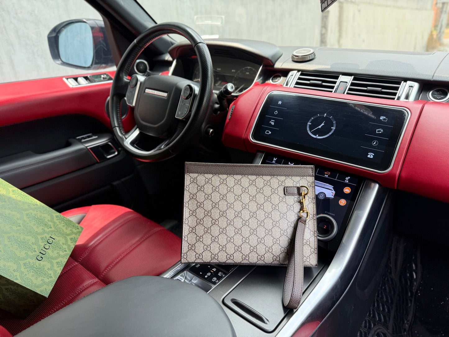 handbag