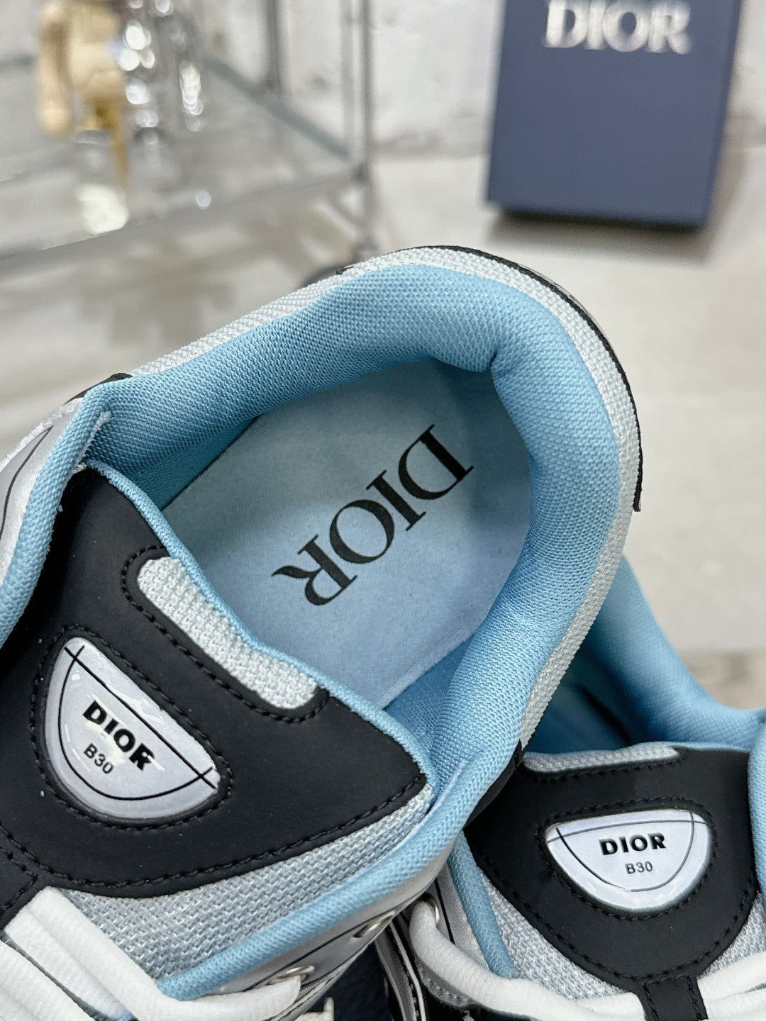 Sneakers