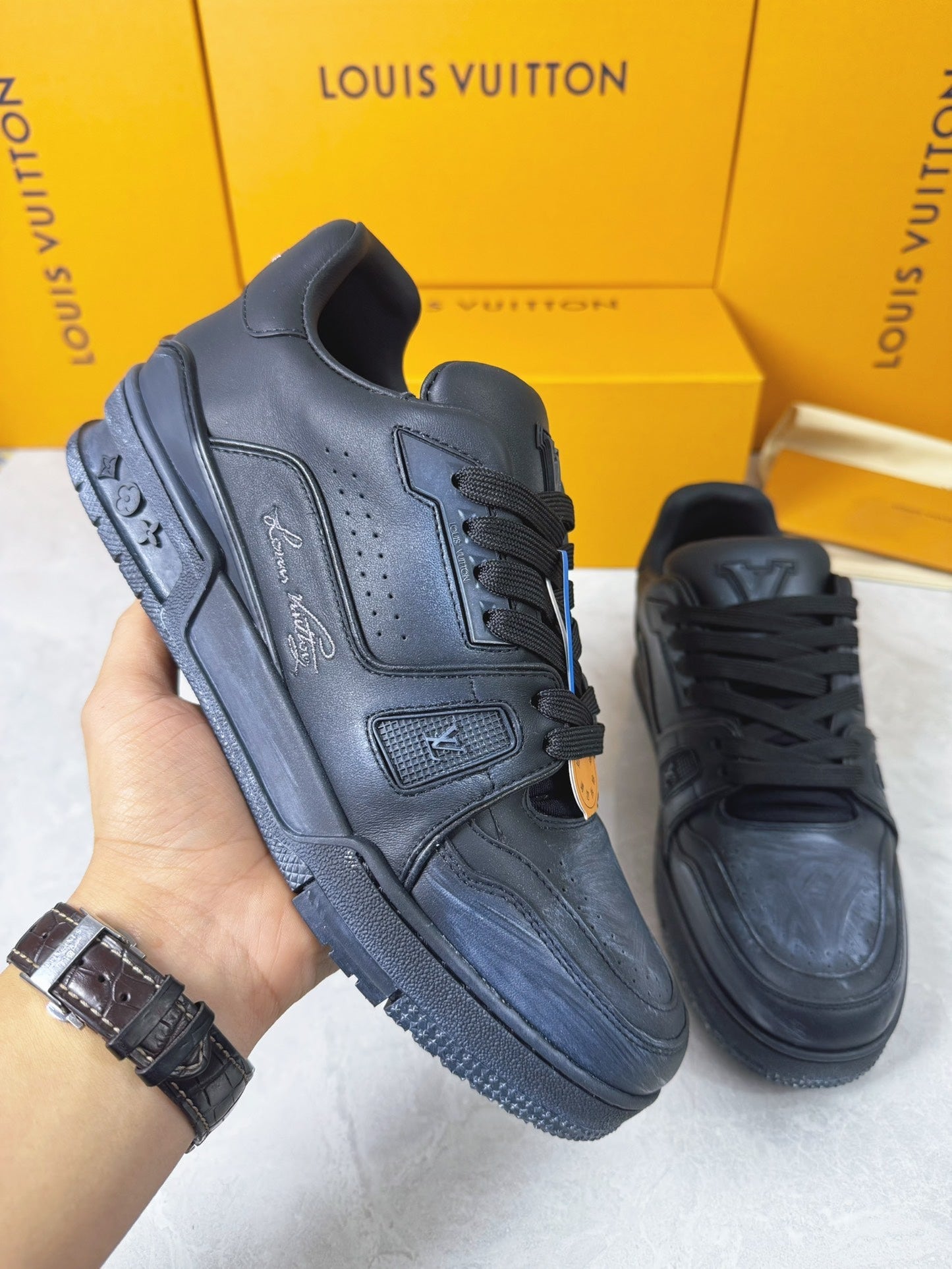Sneakers