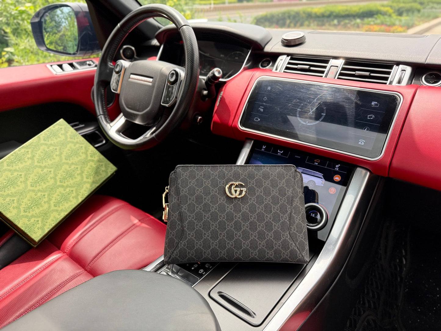 handbag