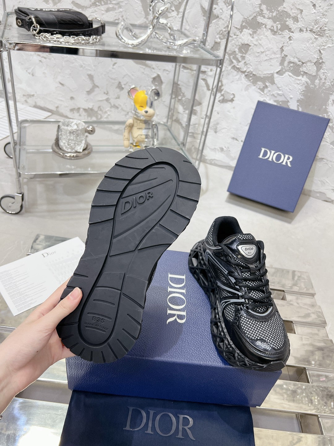 Sneakers