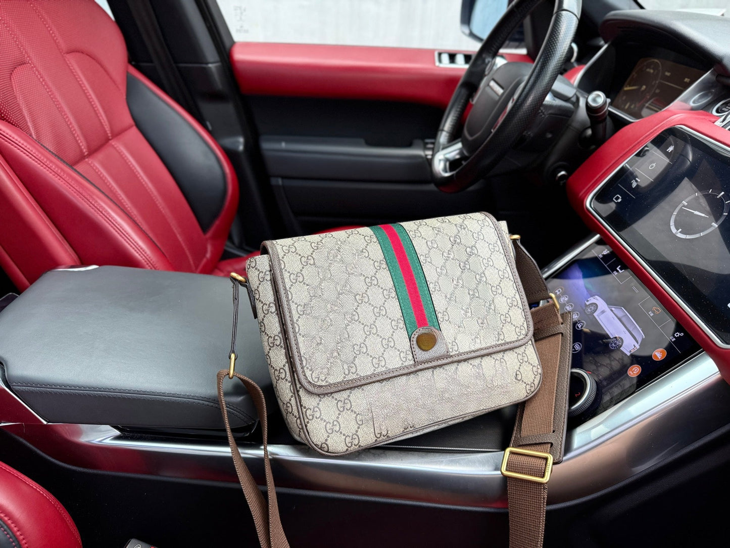 Shoulder Bags